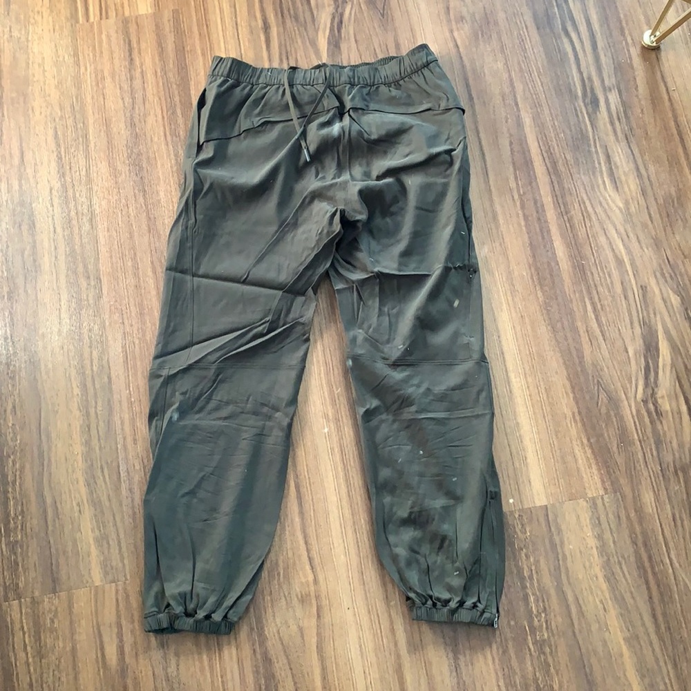 Women’s Lululemon Joggers